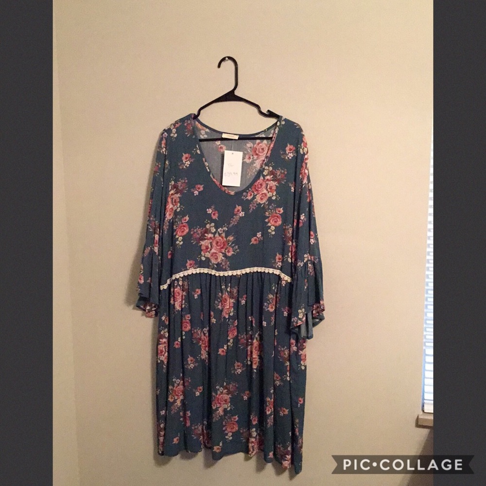 2X Floral Dress